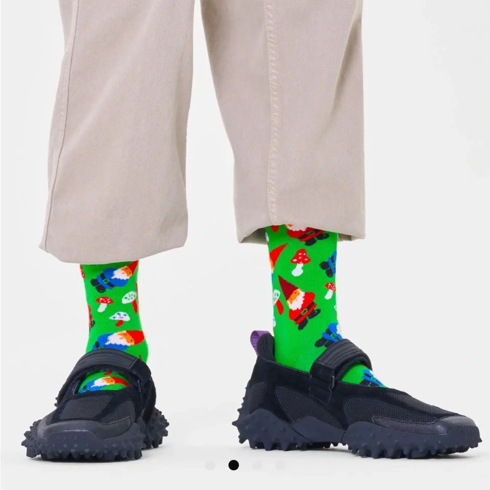 NWOT Happy Socks Christmas Gnome Socks Size 4.5-8.5